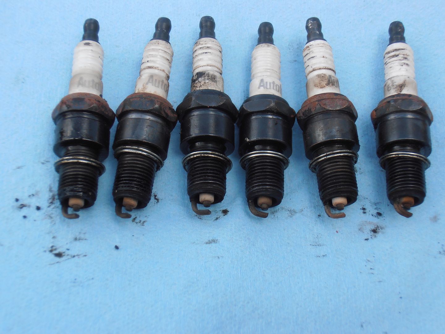 Spark plug colorToo lean? The 1947 Present Chevrolet & GMC Truck